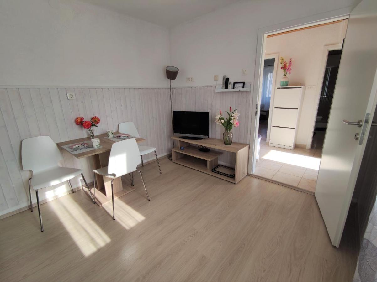 Apartman Josip Garica Exterior foto